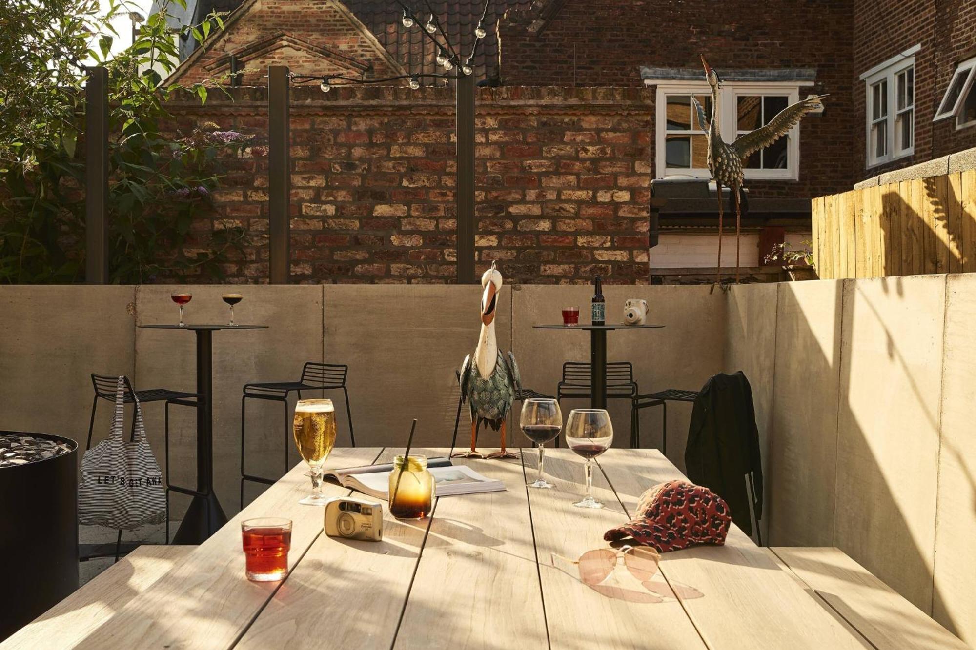Moxy York Hotel Eksteriør billede