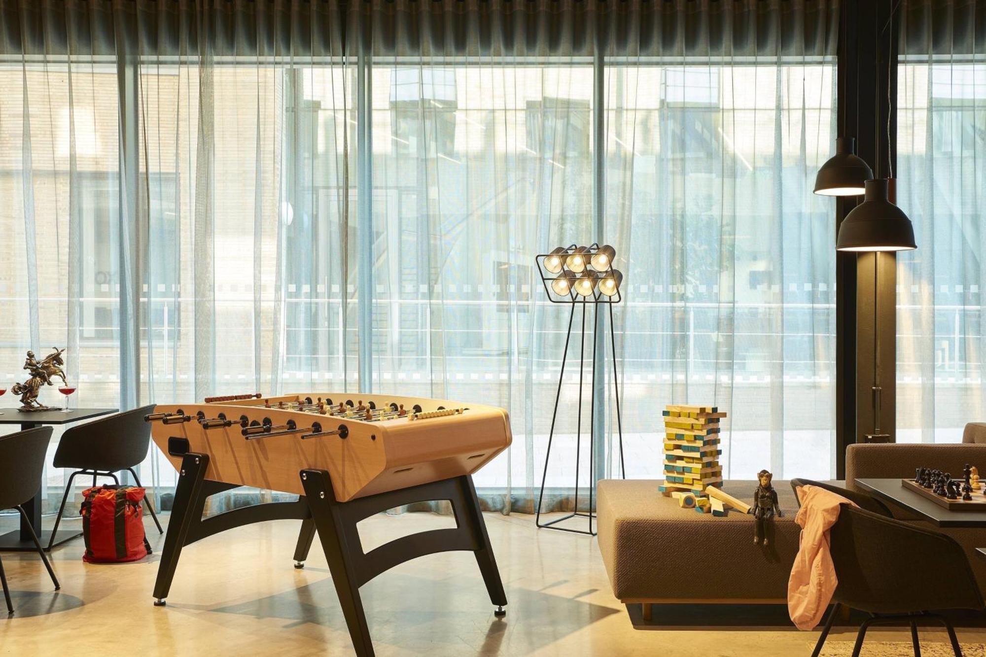 Moxy York Hotel Eksteriør billede