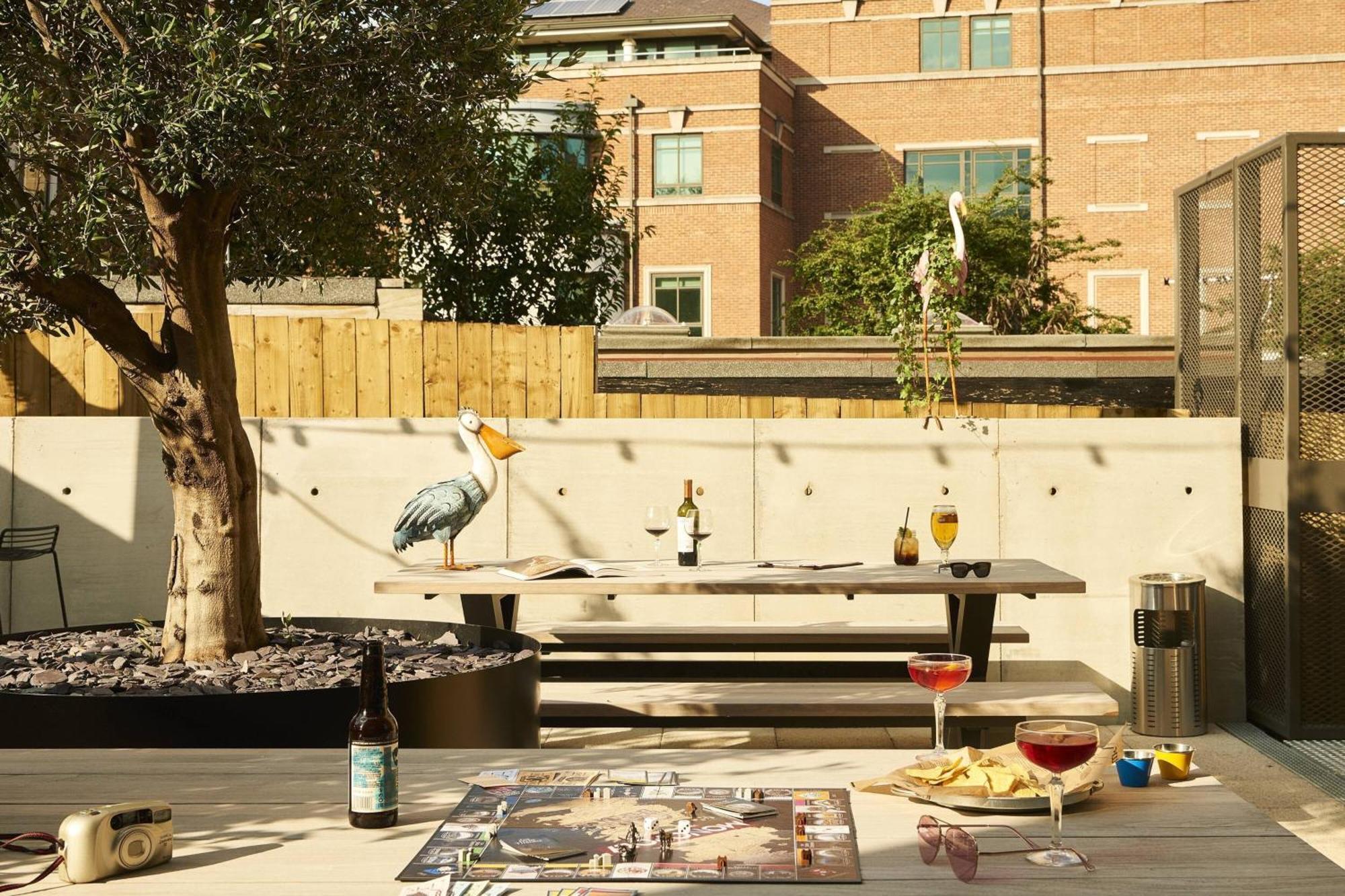 Moxy York Hotel Eksteriør billede